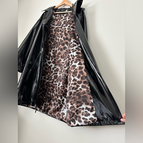 MYCRA PAC Black Patent Trench Raincoat - Picture 4 of 15